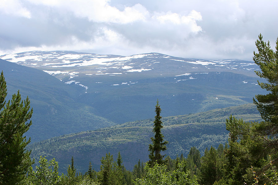 Berge über Lom